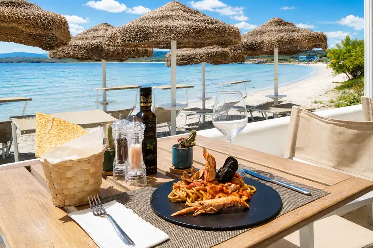 Ristorante Lo Squalo - esterno sul mare